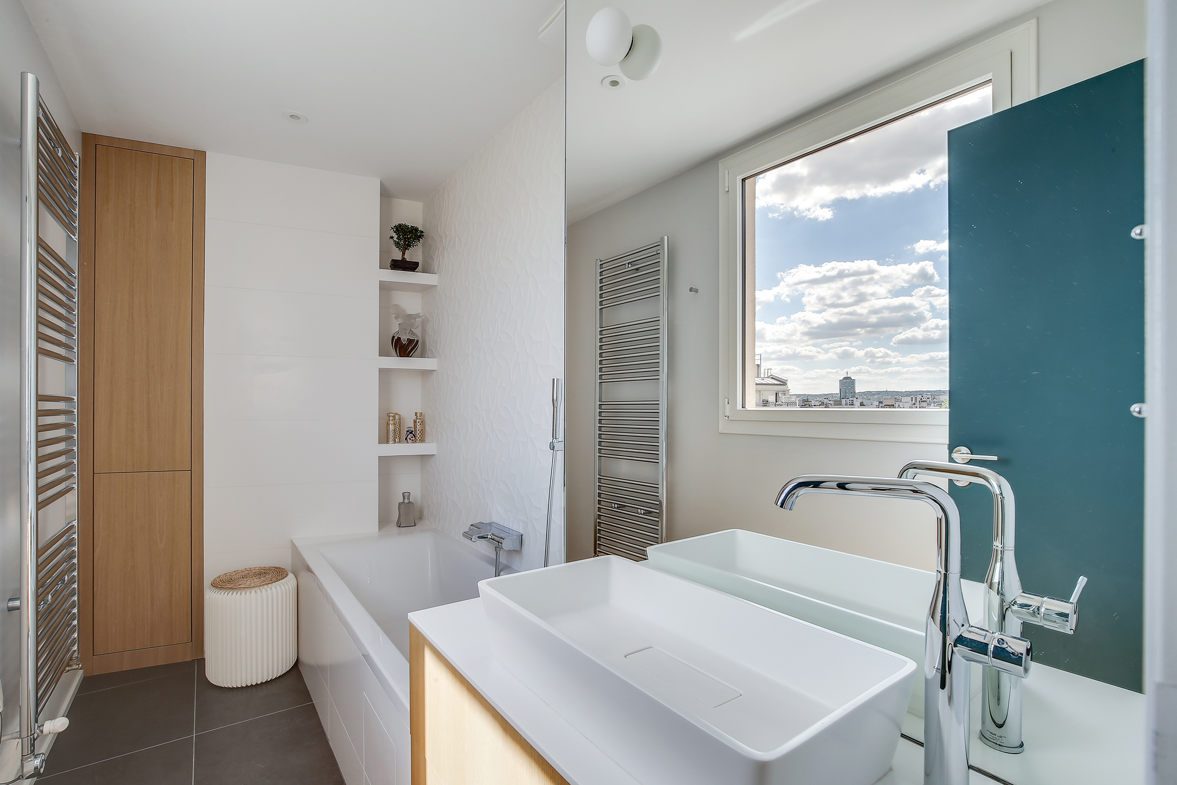 Réaménagement d'un appartement à Paris et création d'un rooftop Salle de bain architecte-7