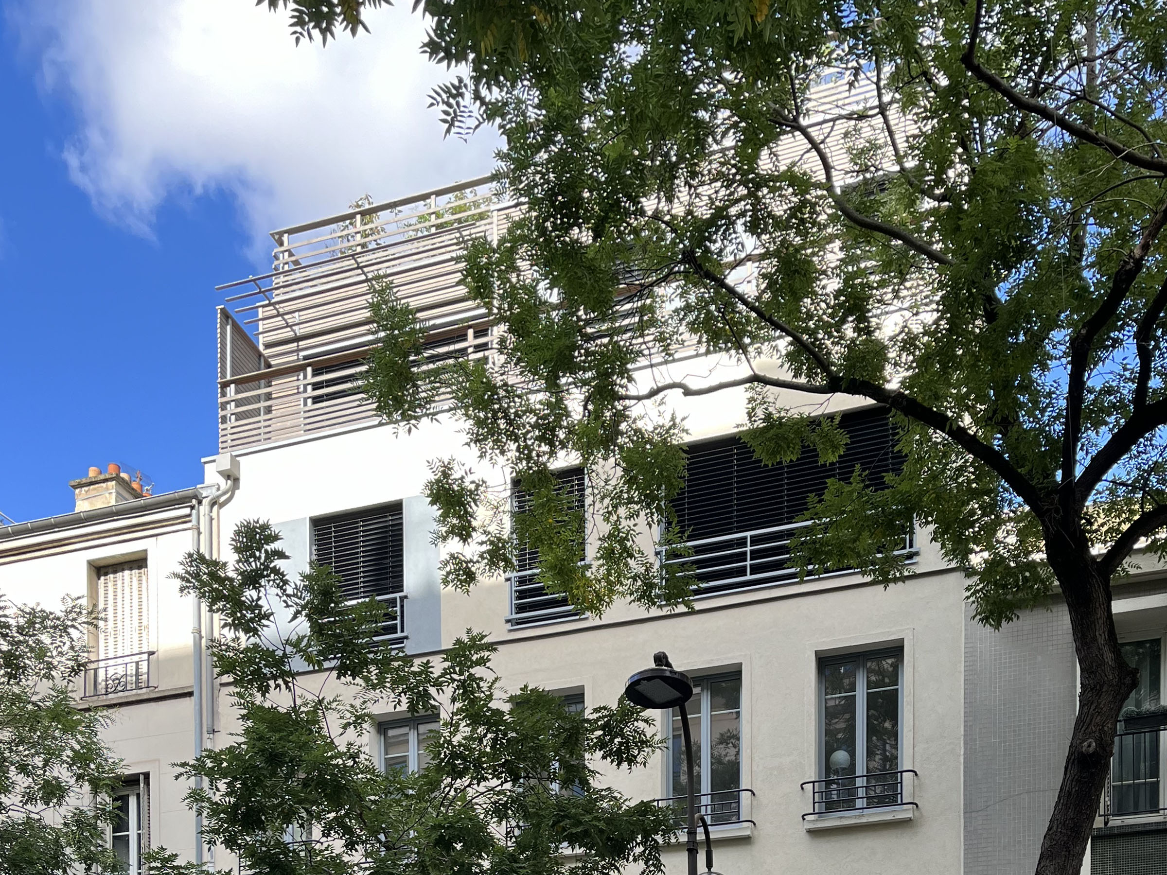 Surélévation d'un immeuble de logement à Paris facade surelevation architecte